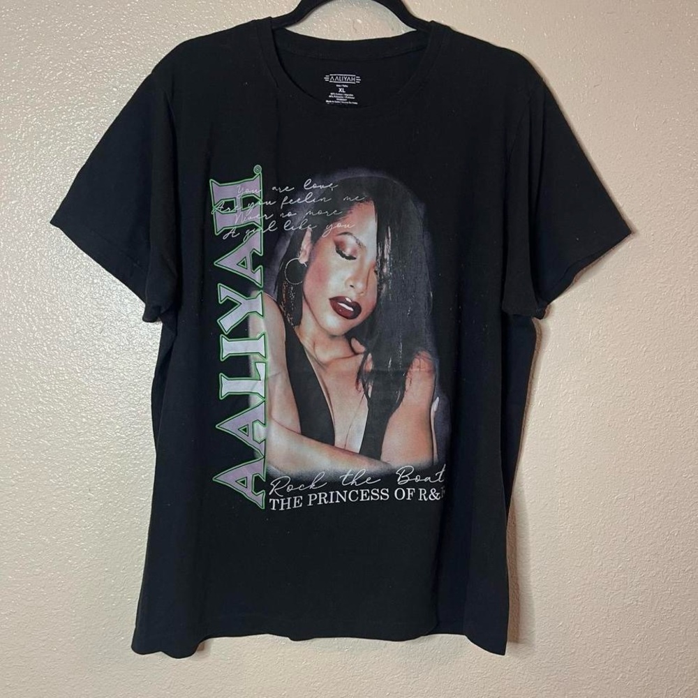 Black Graphic Relaxed Short Sleeve Tee